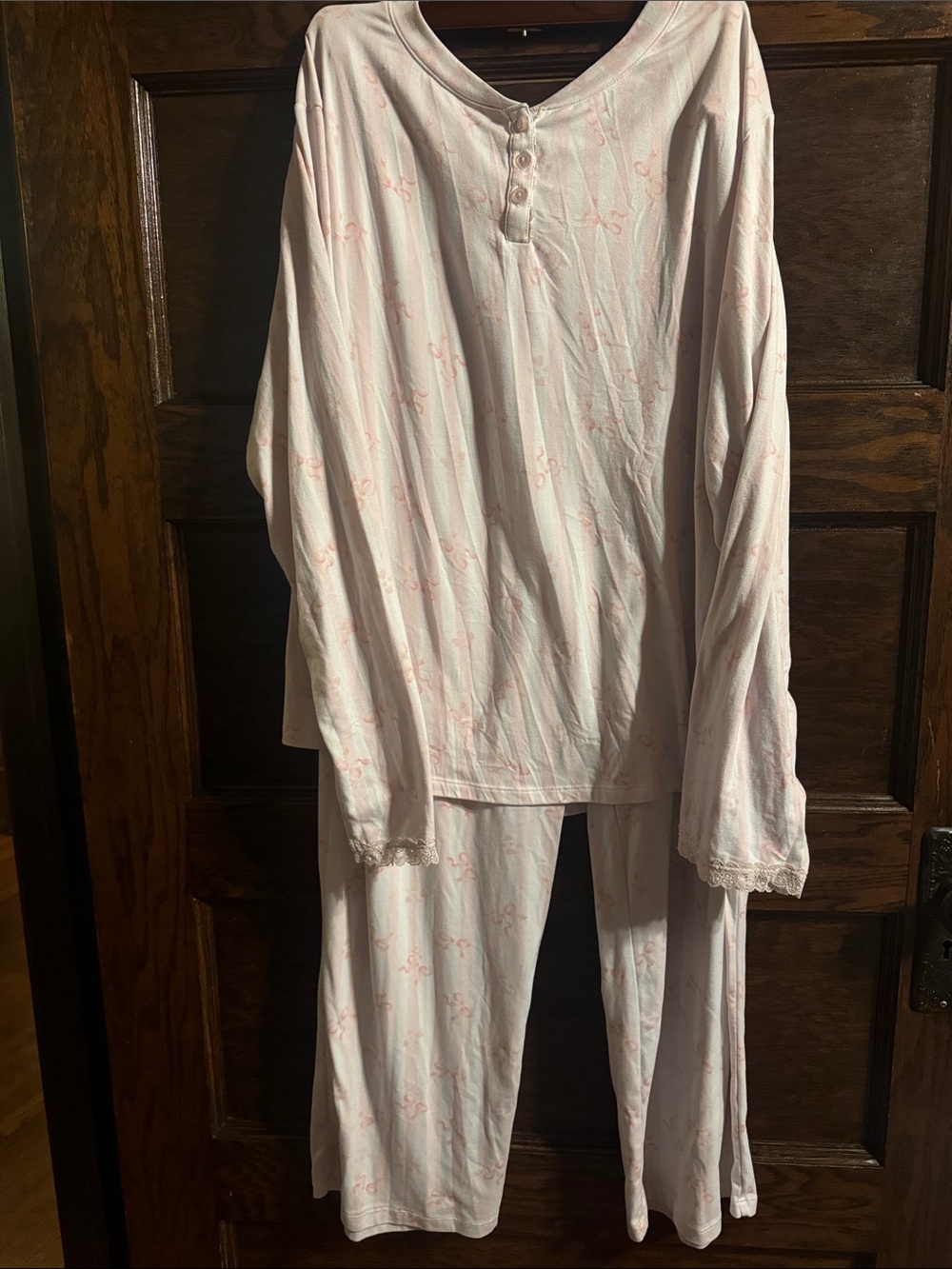 Flora Nikrooz Light Pink Floral Long Sleeve Pajama Set